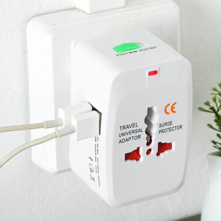 USB Universal World Travel Adapter